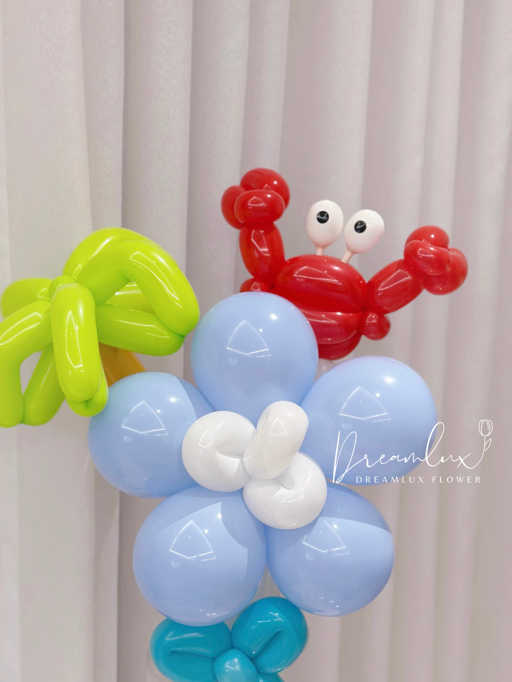 Copy of  Dreamlux flower (Logo)