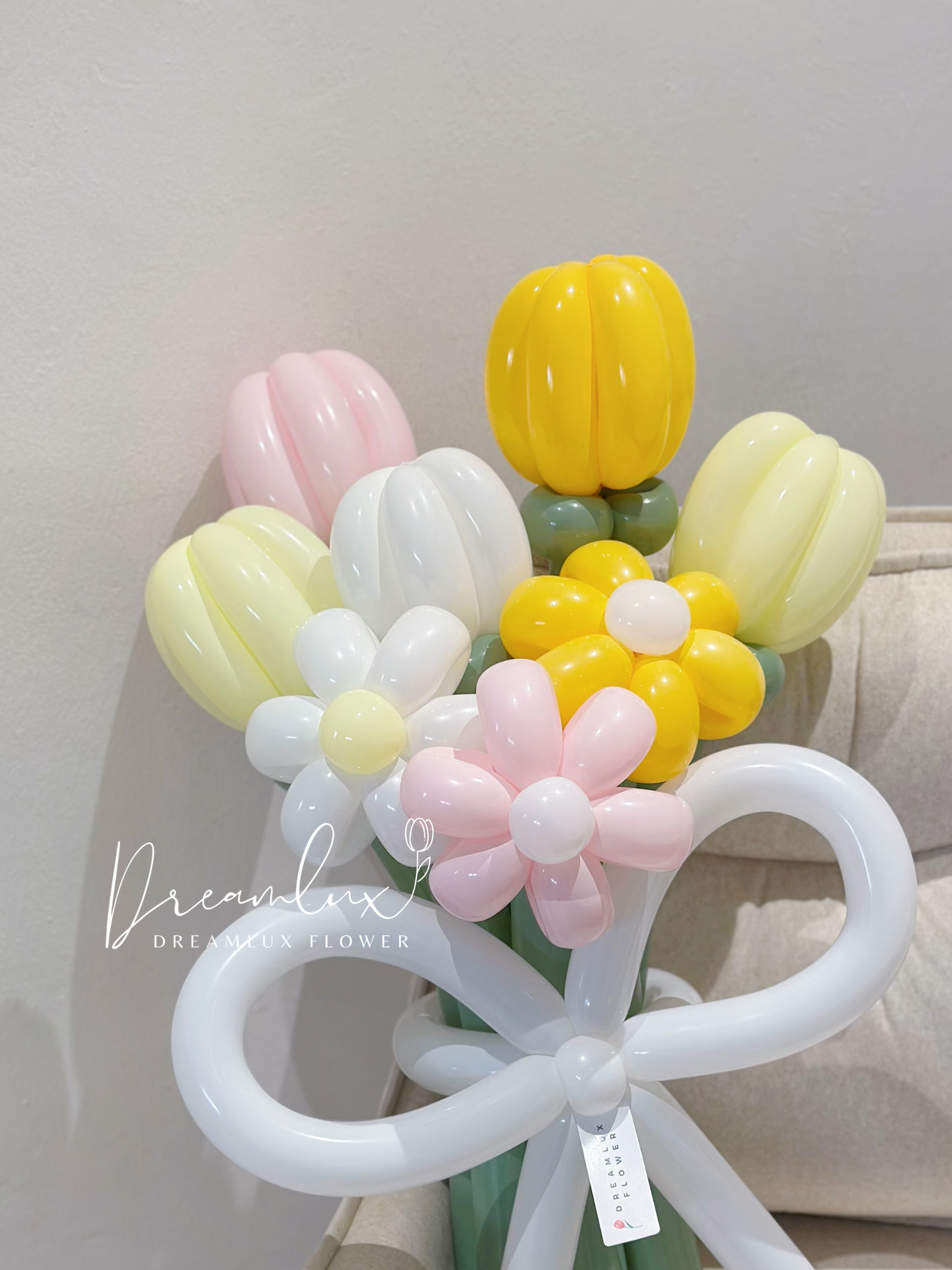 Copy of  Dreamlux flower (Logo)