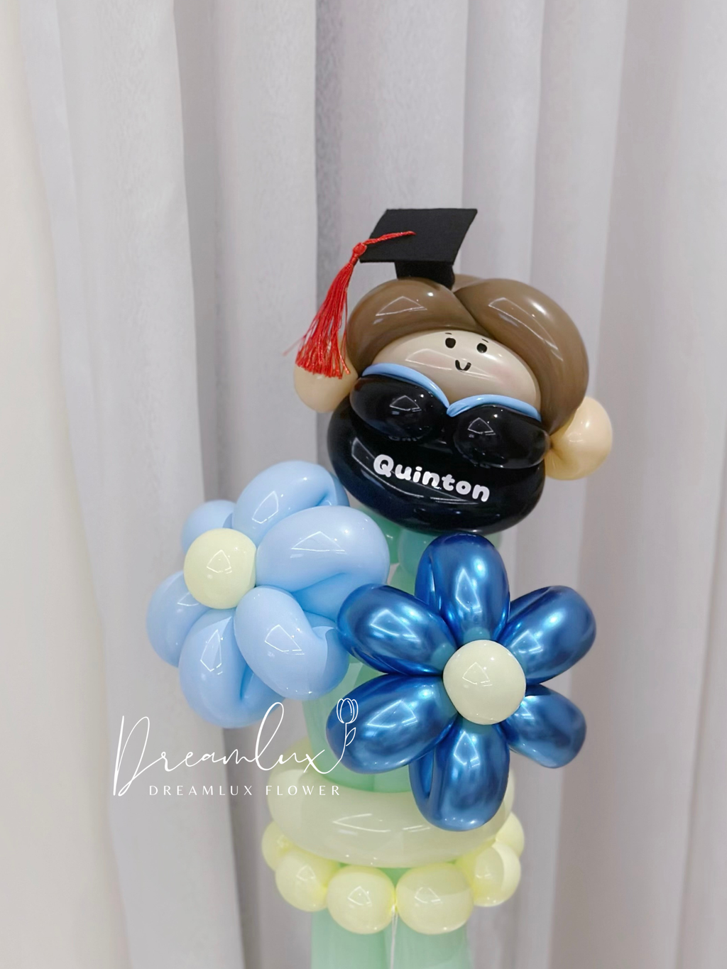 Copy of  Dreamlux flower (Logo)