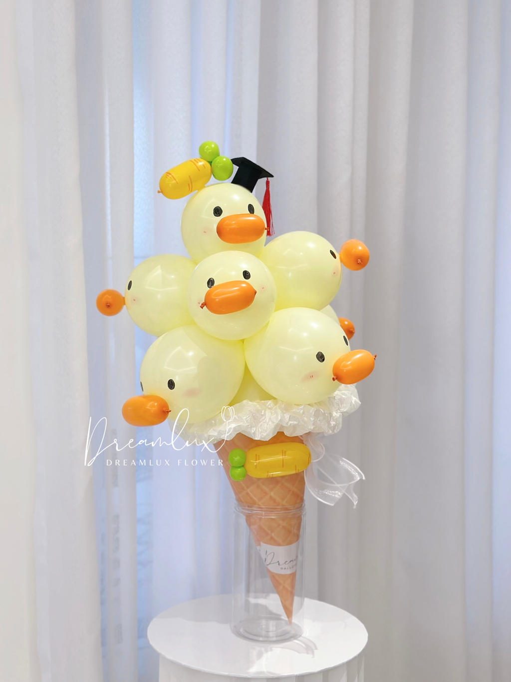 Copy of  Dreamlux flower (Logo)