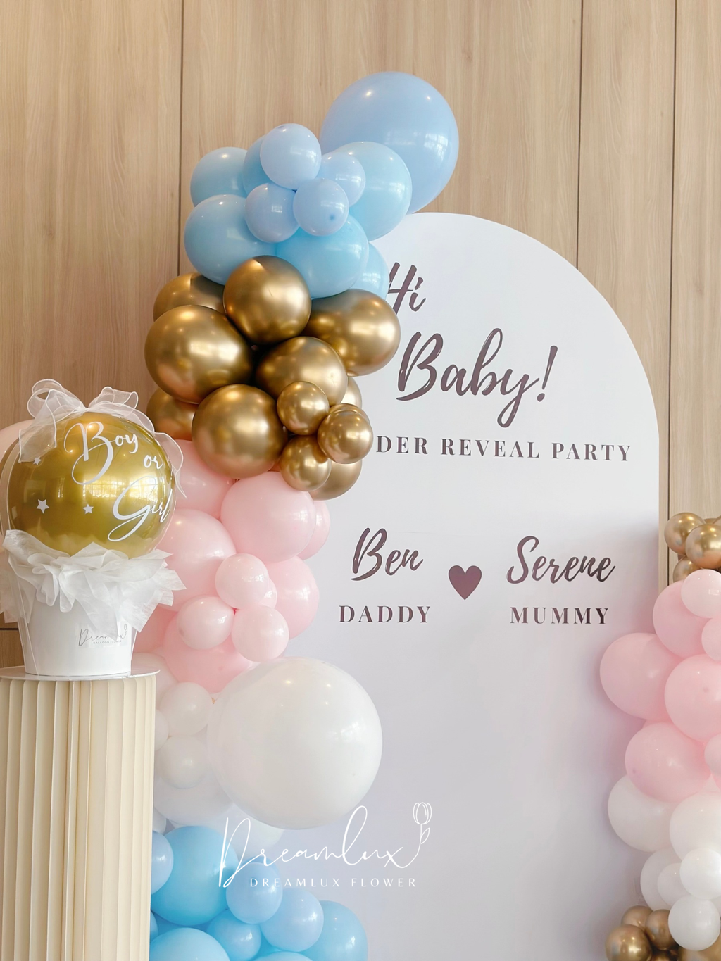 Copy of  Dreamlux flower (Logo)