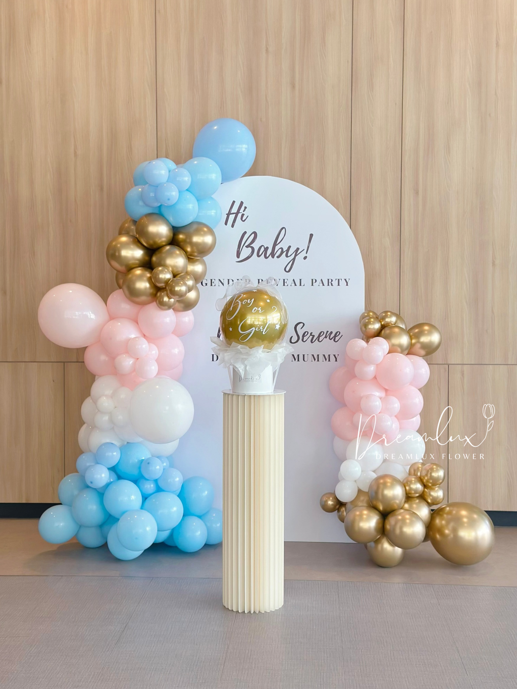 Copy of  Dreamlux flower (Logo)