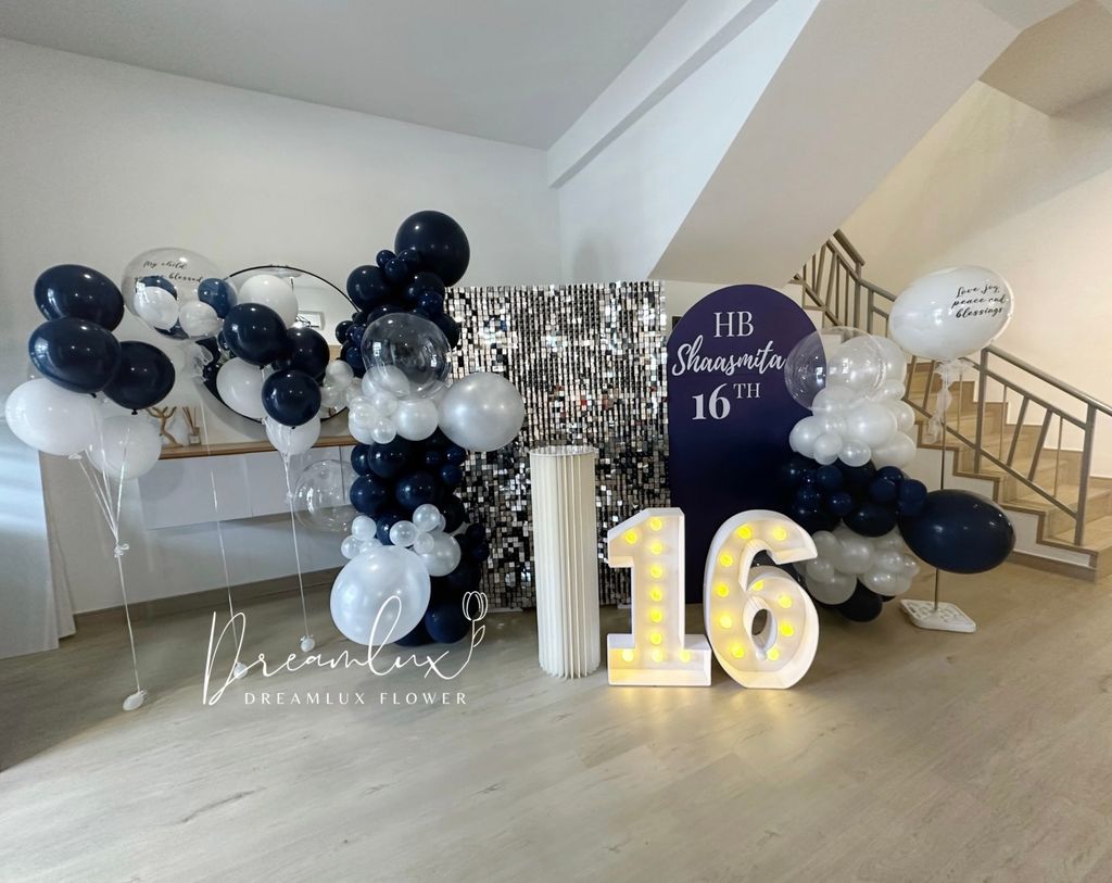 Copy of  Dreamlux flower (Logo)