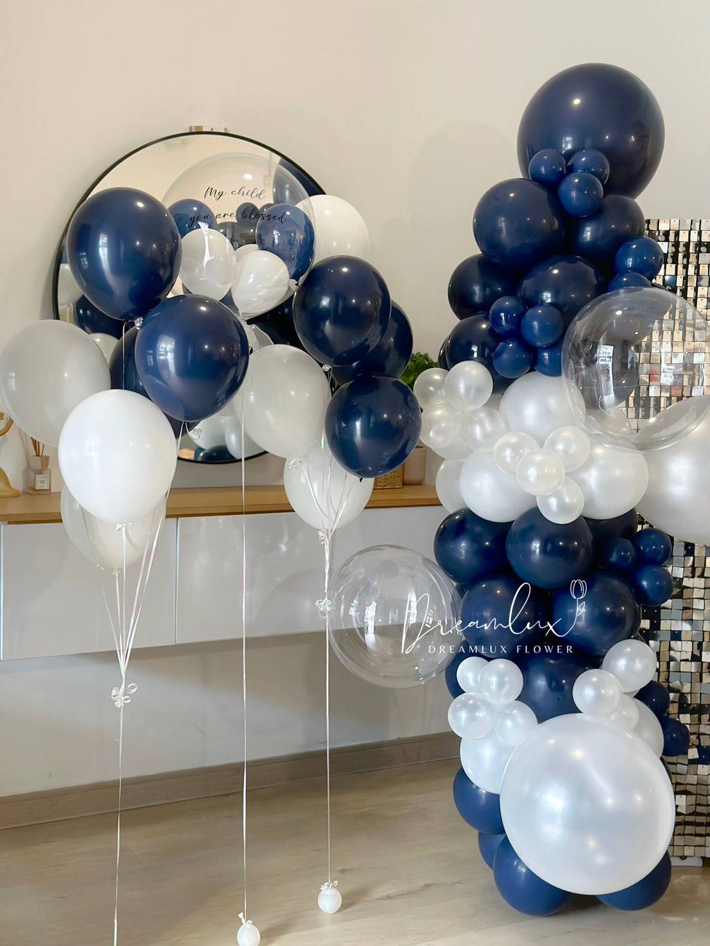 Copy of  Dreamlux flower (Logo)