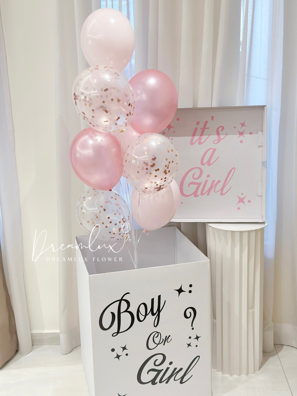 Copy of  Dreamlux flower (Logo)