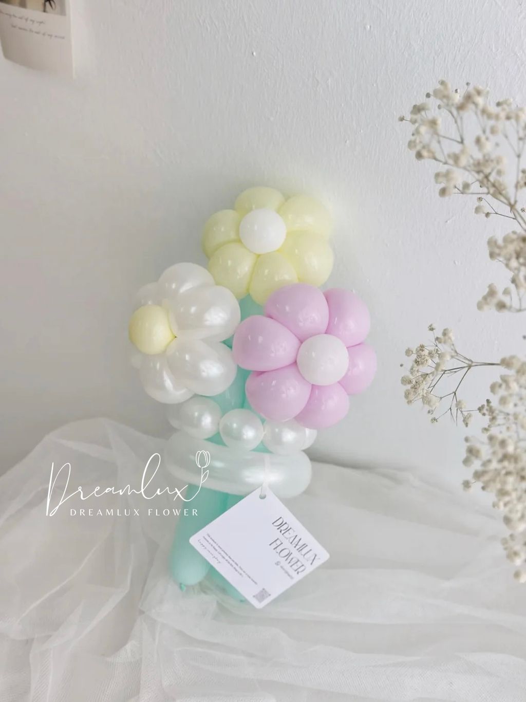 Copy of  Dreamlux flower (Logo)