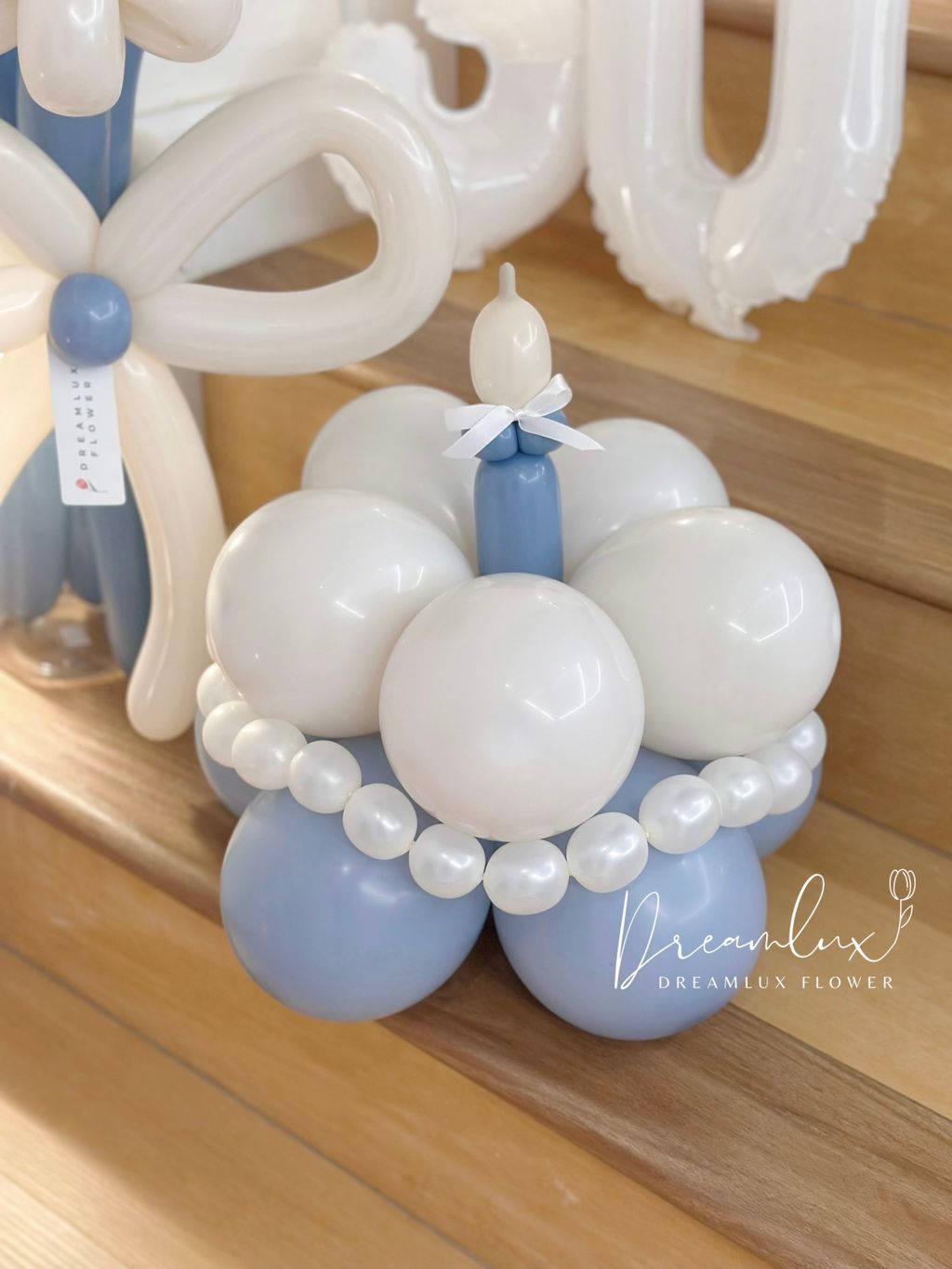 Copy of  Dreamlux flower (Logo)