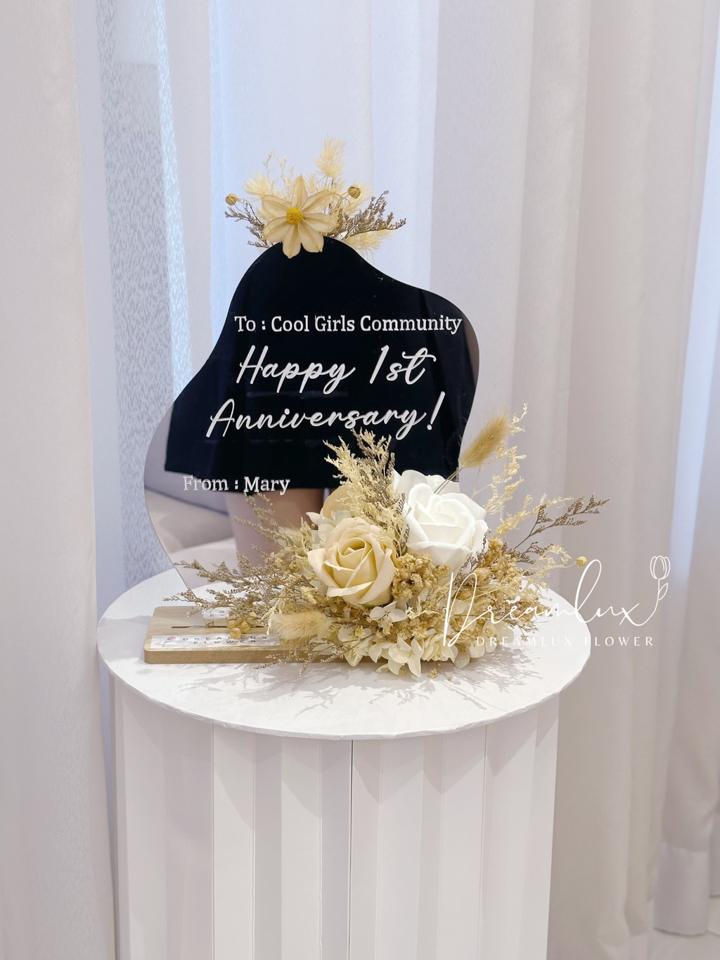 Copy of  Dreamlux flower (Logo)