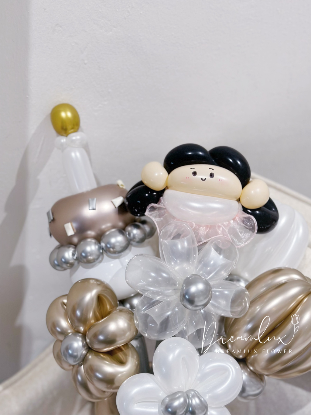 Copy of  Dreamlux flower (Logo)