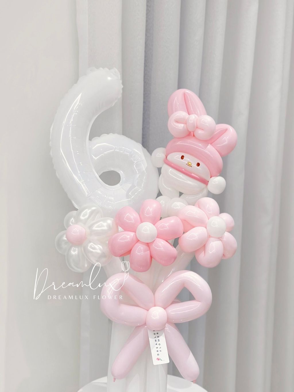 Copy of  Dreamlux flower (Logo)