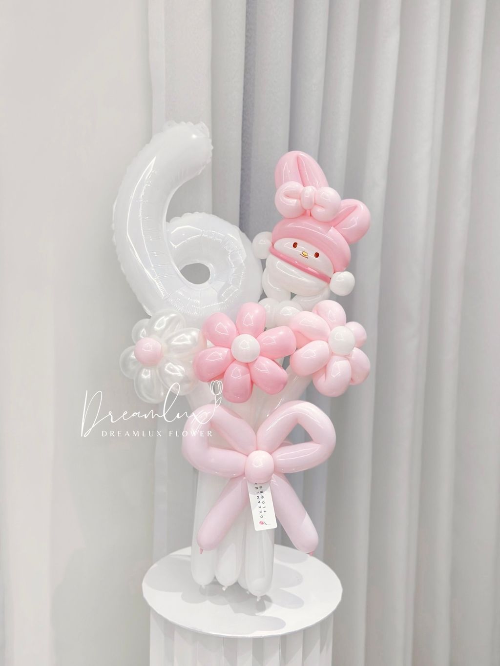 Copy of  Dreamlux flower (Logo)