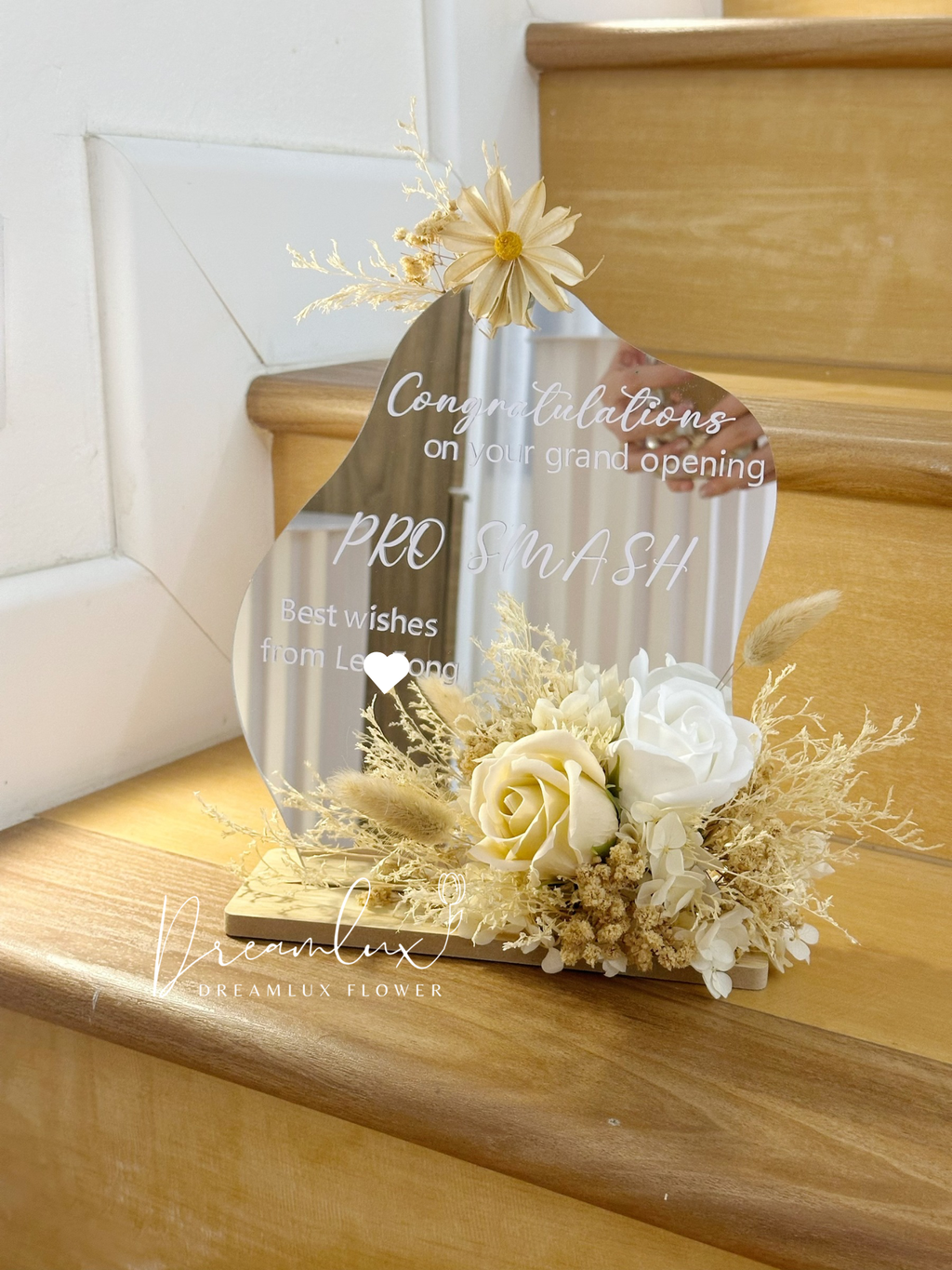 Copy of  Dreamlux flower (Logo)