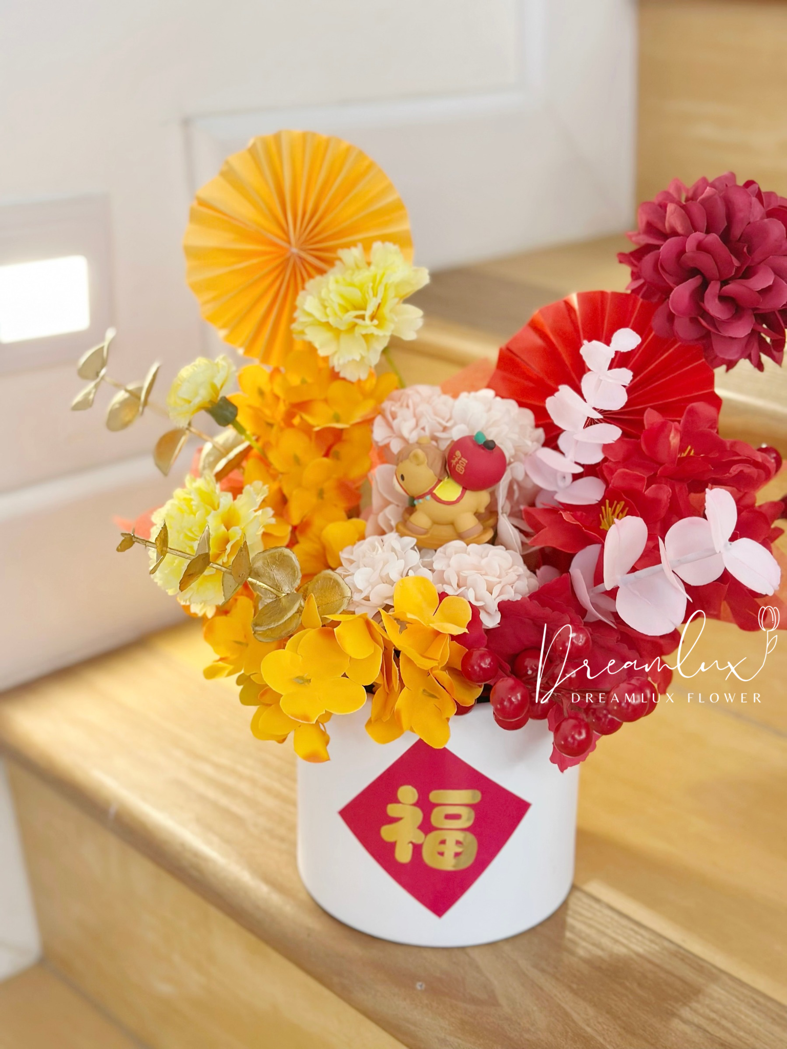 Copy of  Dreamlux flower (Logo)