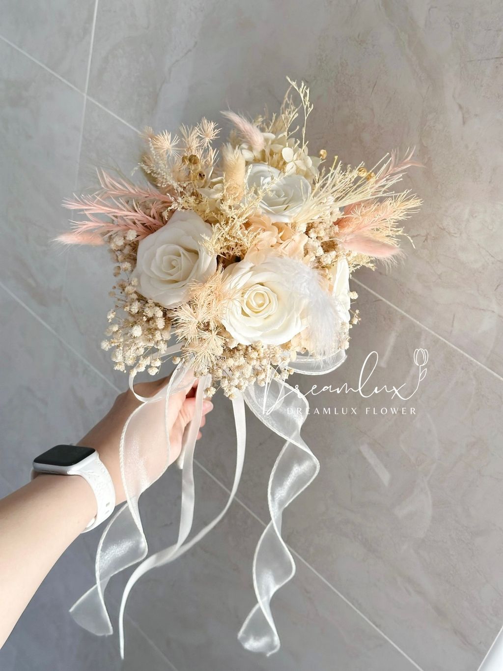 Copy of  Dreamlux flower (Logo)