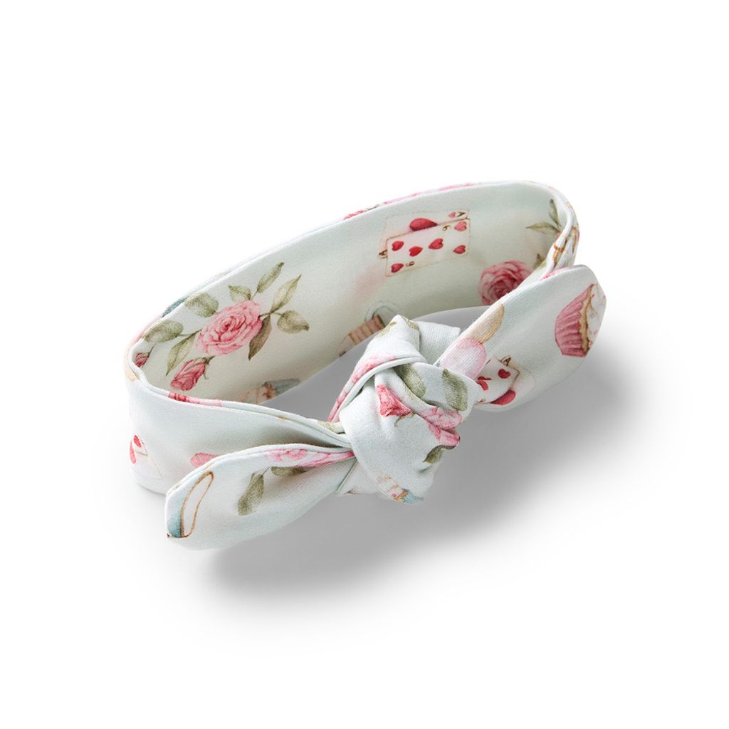 white_rabbit_topknot_flatlay