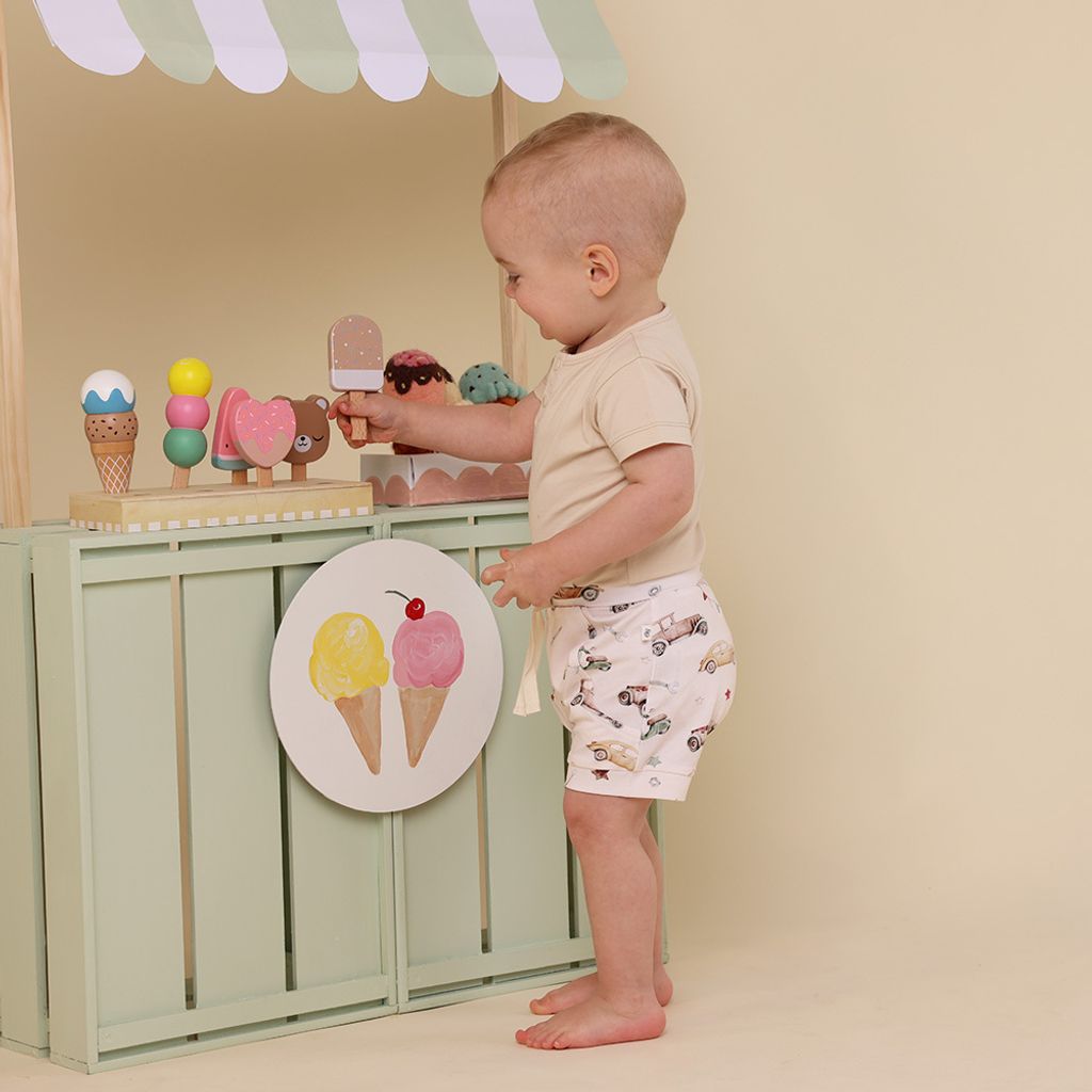 vintage_cars_jersey_shorts_3