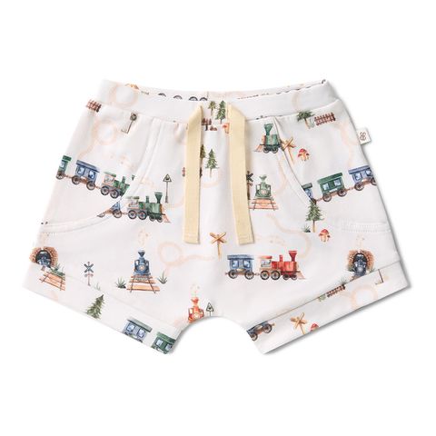 trains_jersey_shorts_flatlay