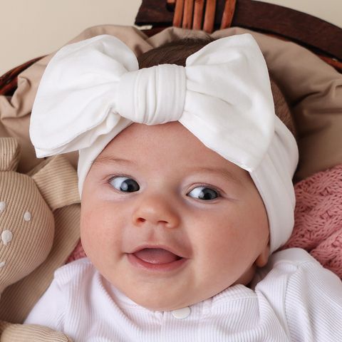 milk_oversized_bow_5