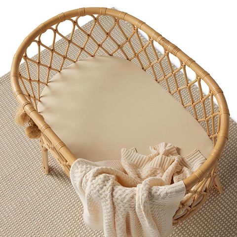 Snuggle-Hunny-Bassinet-sheet-pebble-3