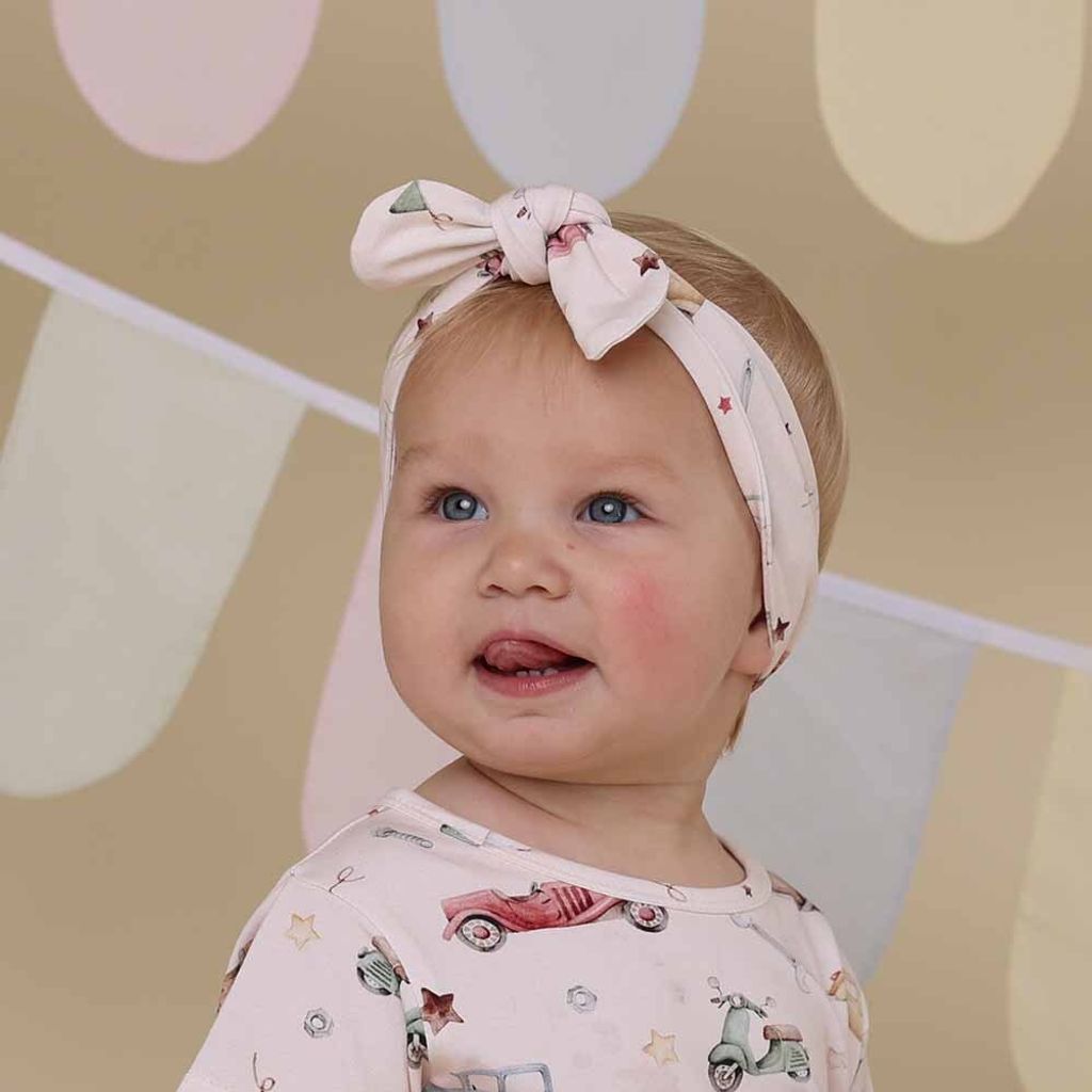 Vintage-Cars-Topknot-2