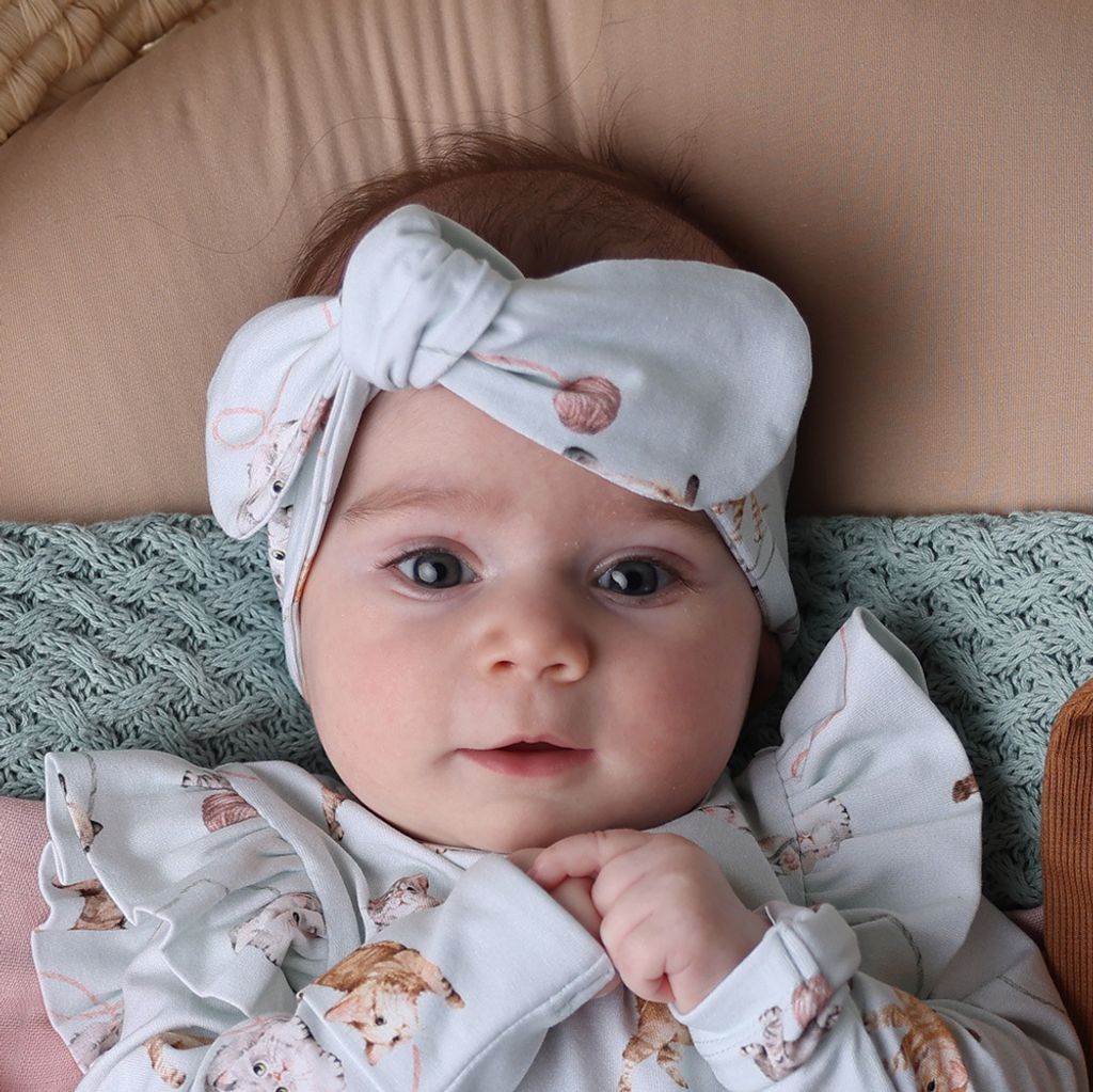 snuggle_hunny_cats_topknot_5