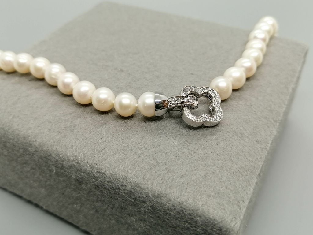 FLOCLPS RM499.00 Cultured Fresh Water Pearl Necklace 1b.jpg