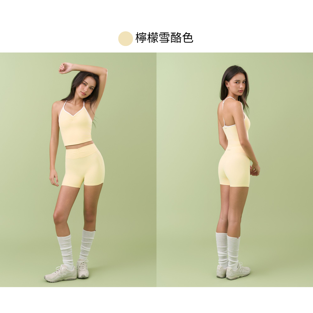 淡黃