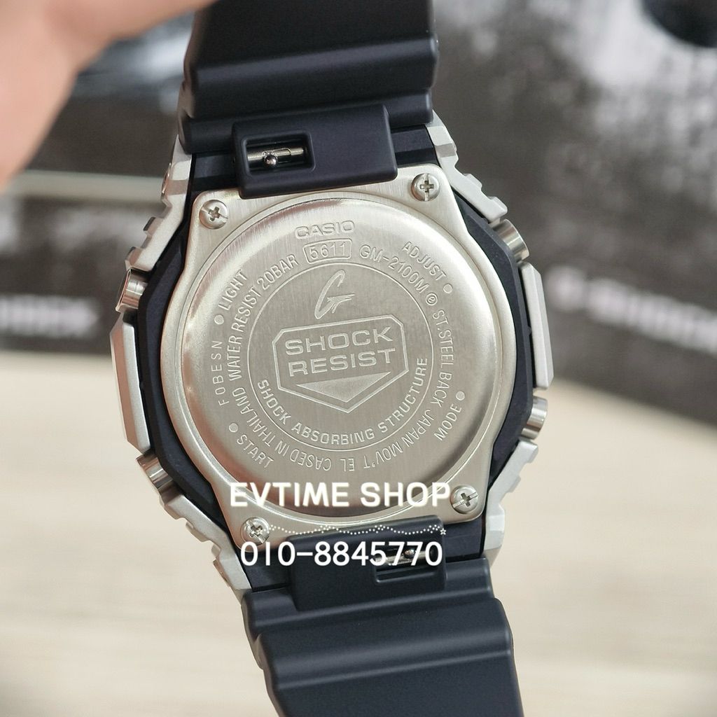 my-11134207-820ld-mme1et5mosg28f