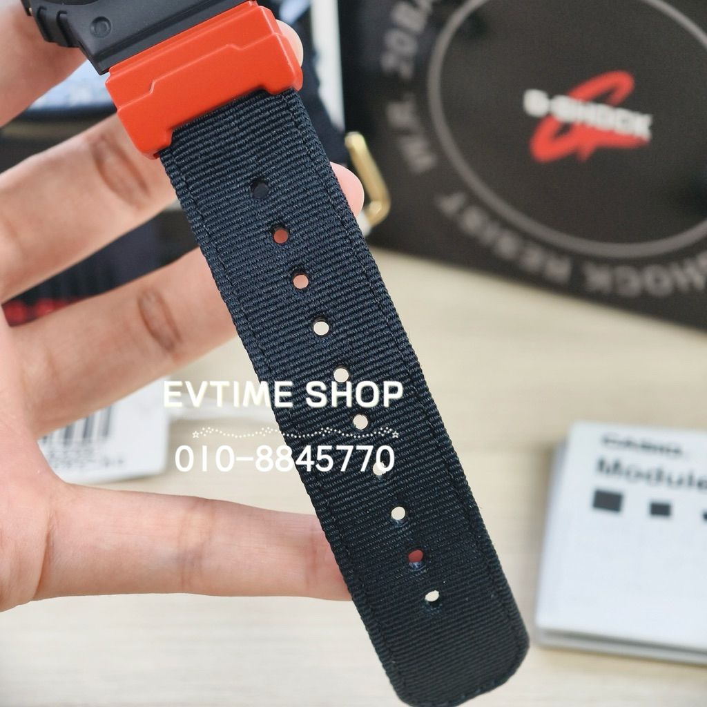 my-11134207-820la-mra7a692sa2o93