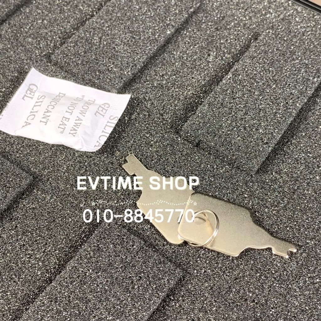 70b0ad73a5eaff414146eb8b79d85370