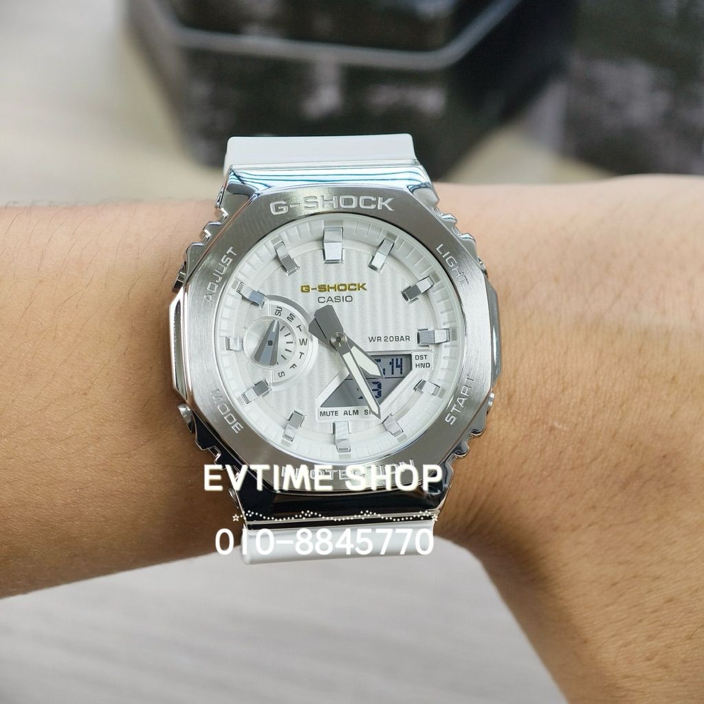 my-11134207-820la-mra787m3aozm4d
