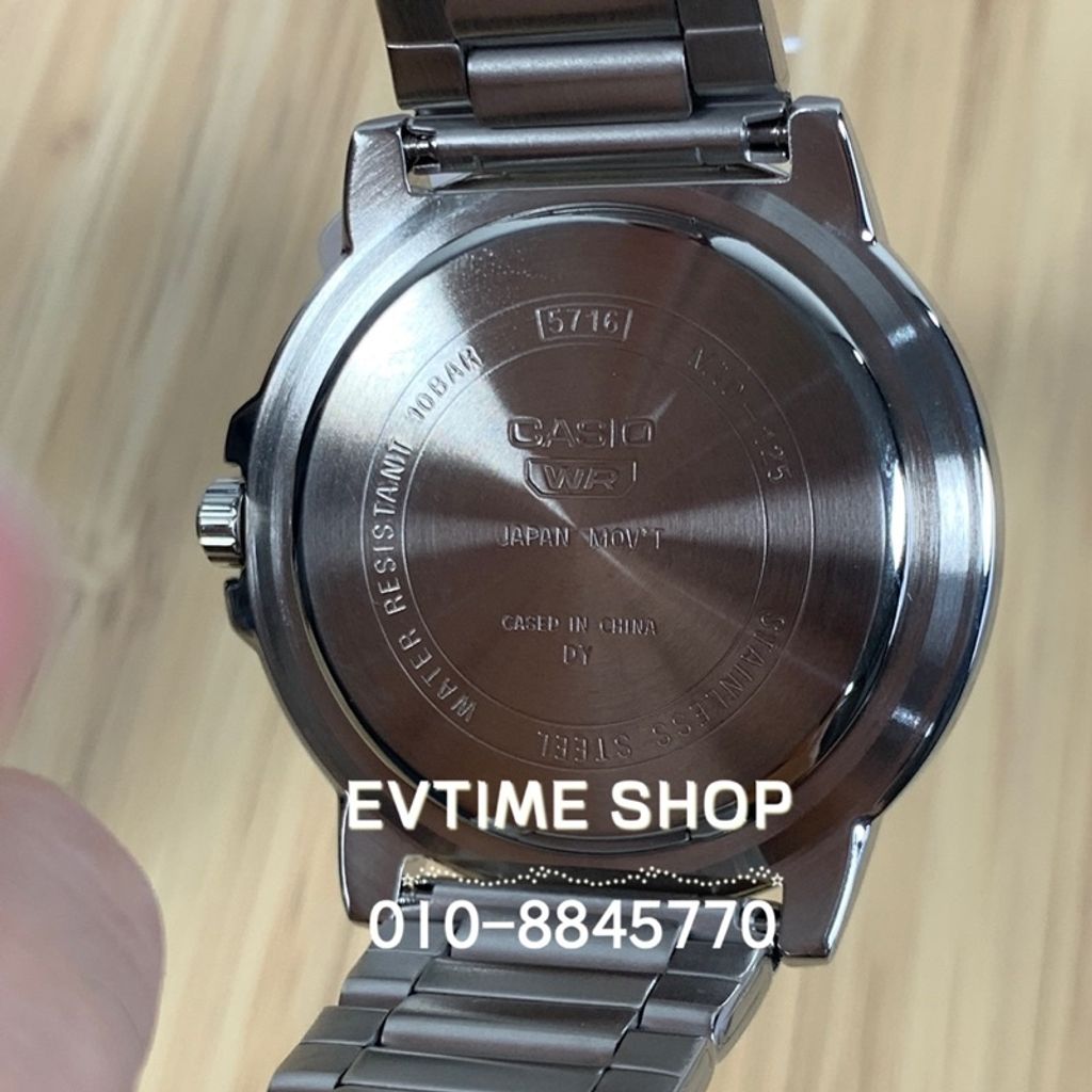sg-11134201-23010-y1366jo42vlv70