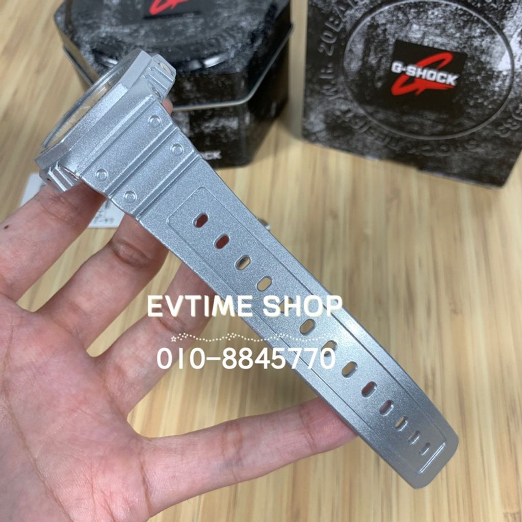 my-11134207-7qul0-lj0rn9pj6mw341