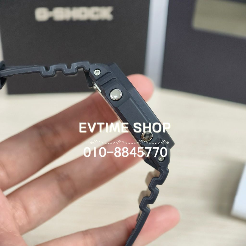 my-11134207-820li-mm5hubxx6y9tc2