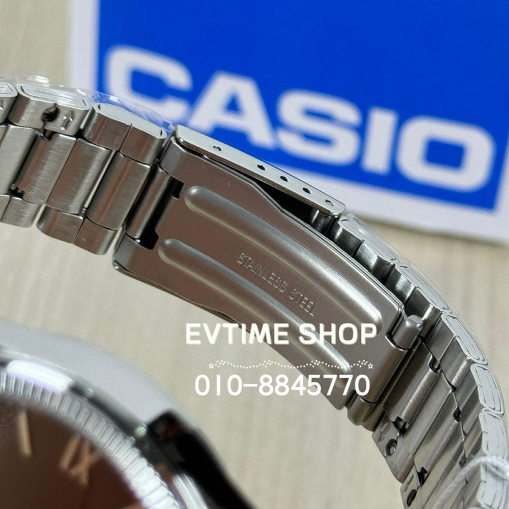my-11134207-7rase-m1w9jakq4v1j1e