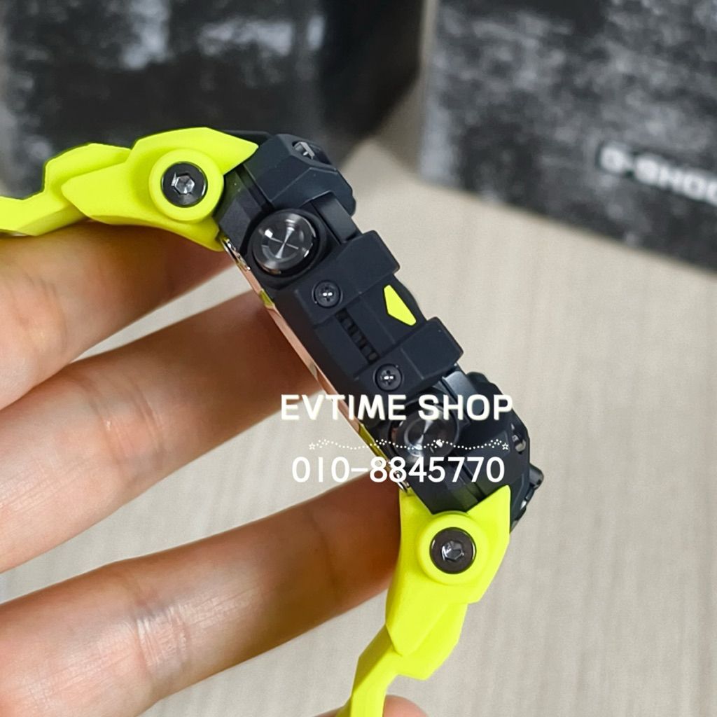 my-11134207-7rask-mb89hrxflszv18