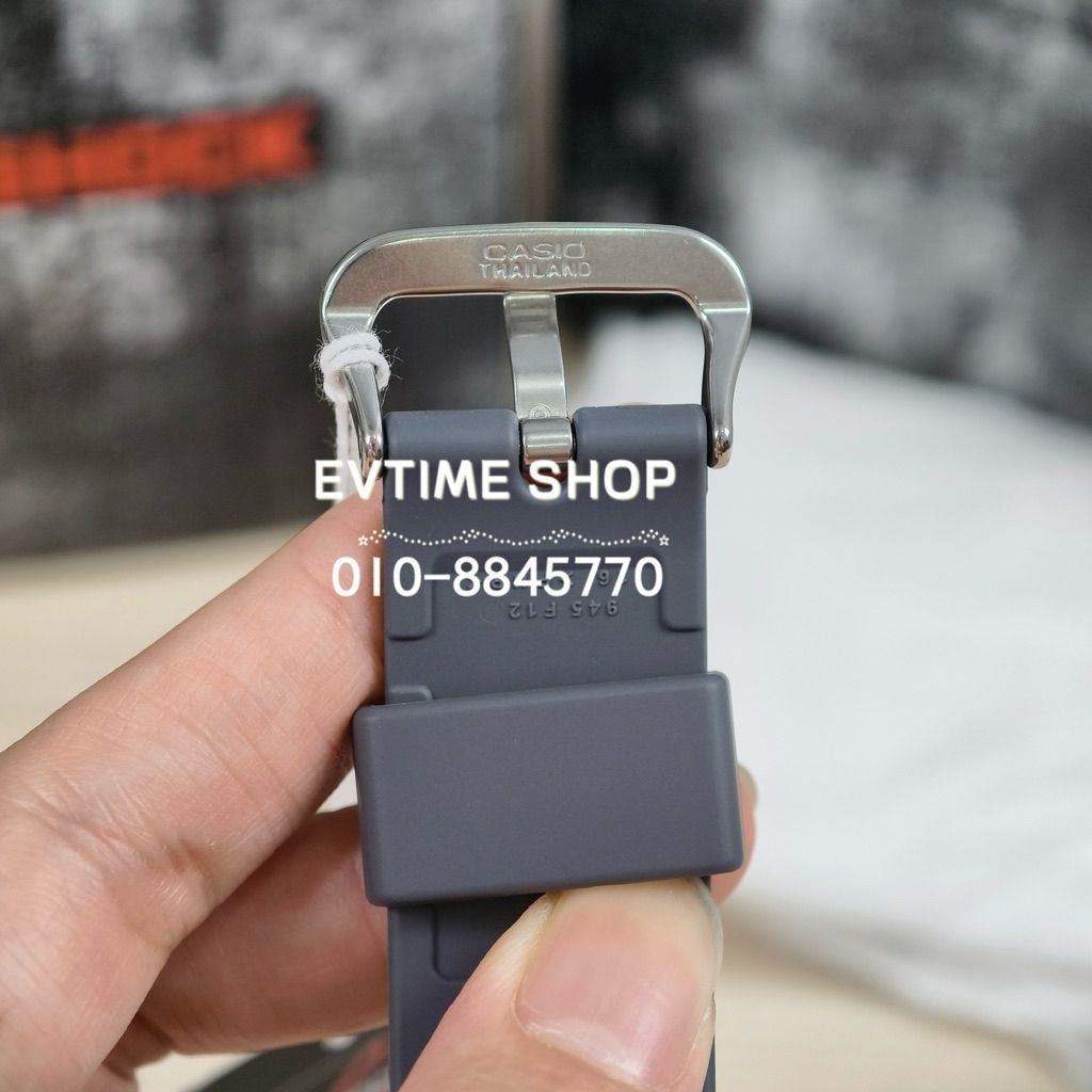 my-11134207-820lc-mn5ear6fdfrc4a