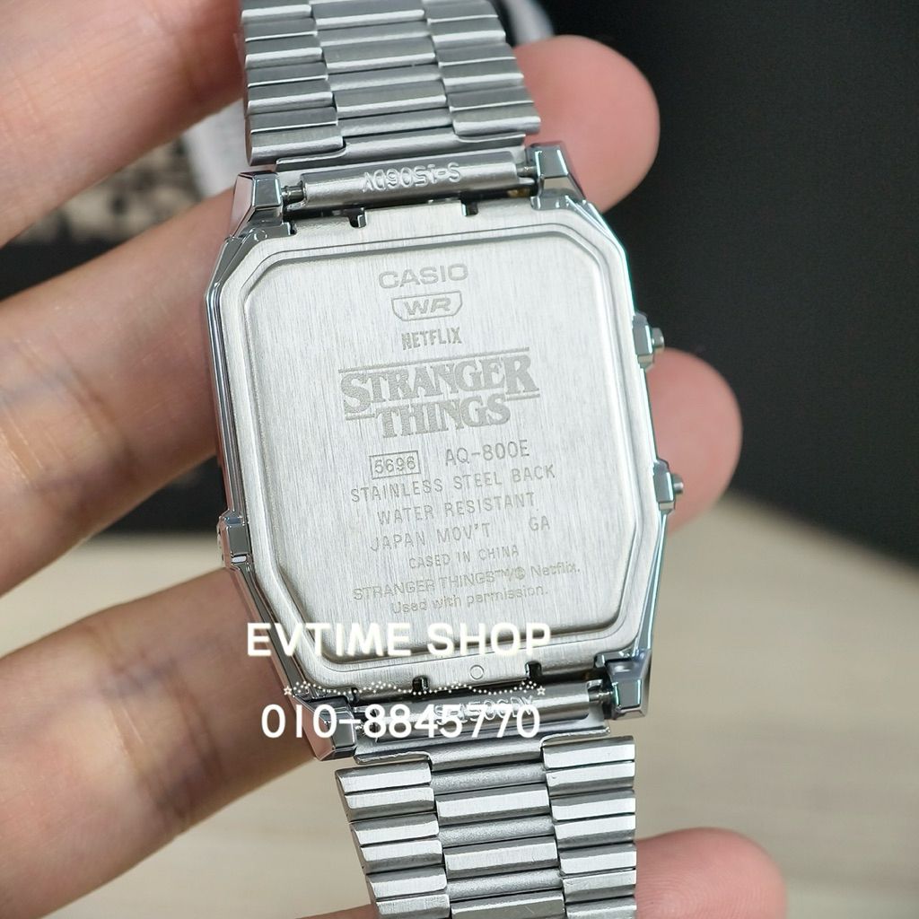 my-11134207-820la-mn2y0fph8xdwe1