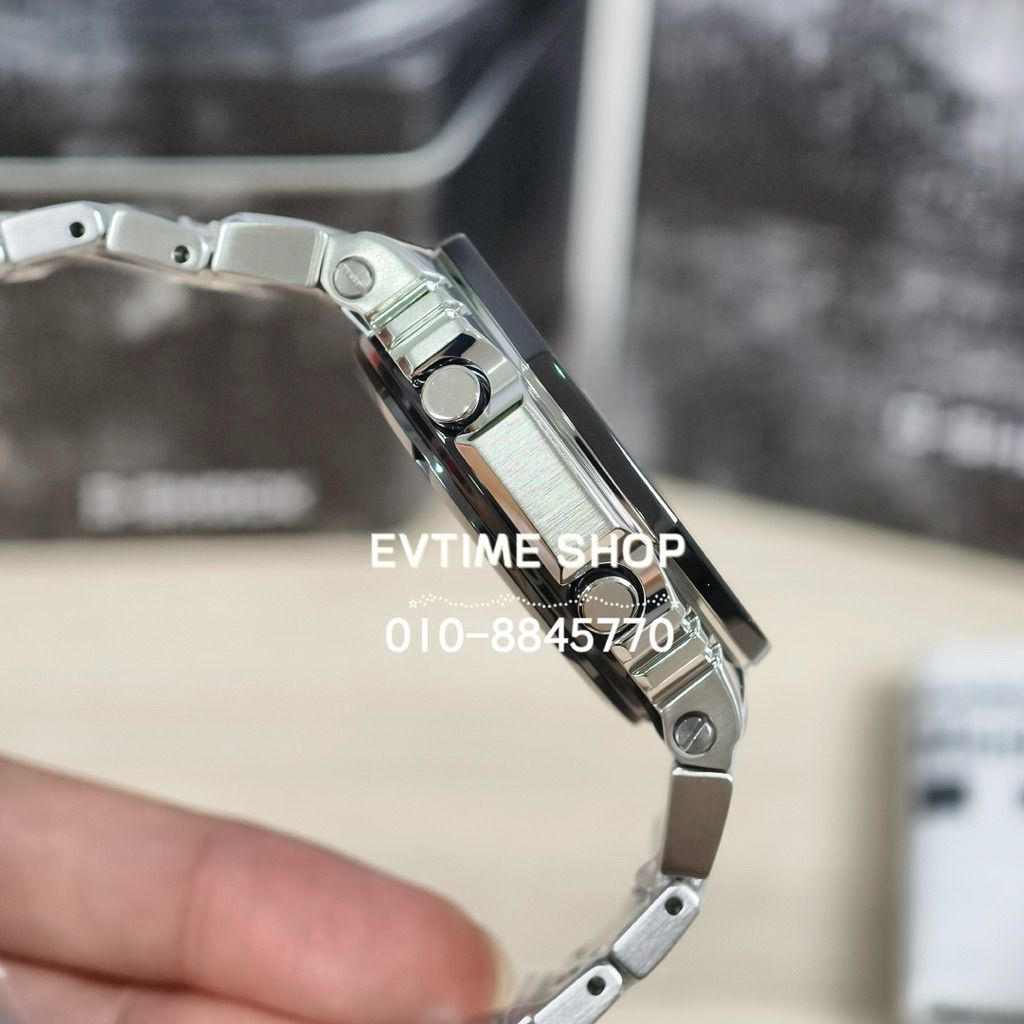 my-11134207-820lc-mmfehdk3y1oi2e