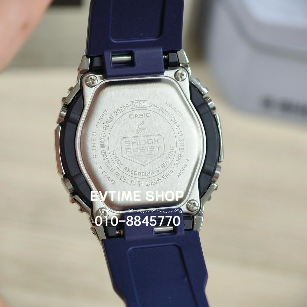 my-11134207-820la-mni0dc6y14p4c3