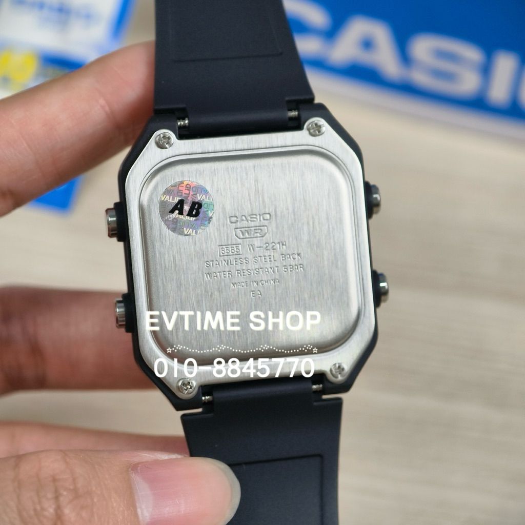 my-11134207-820lc-mpp1a6km7qip19