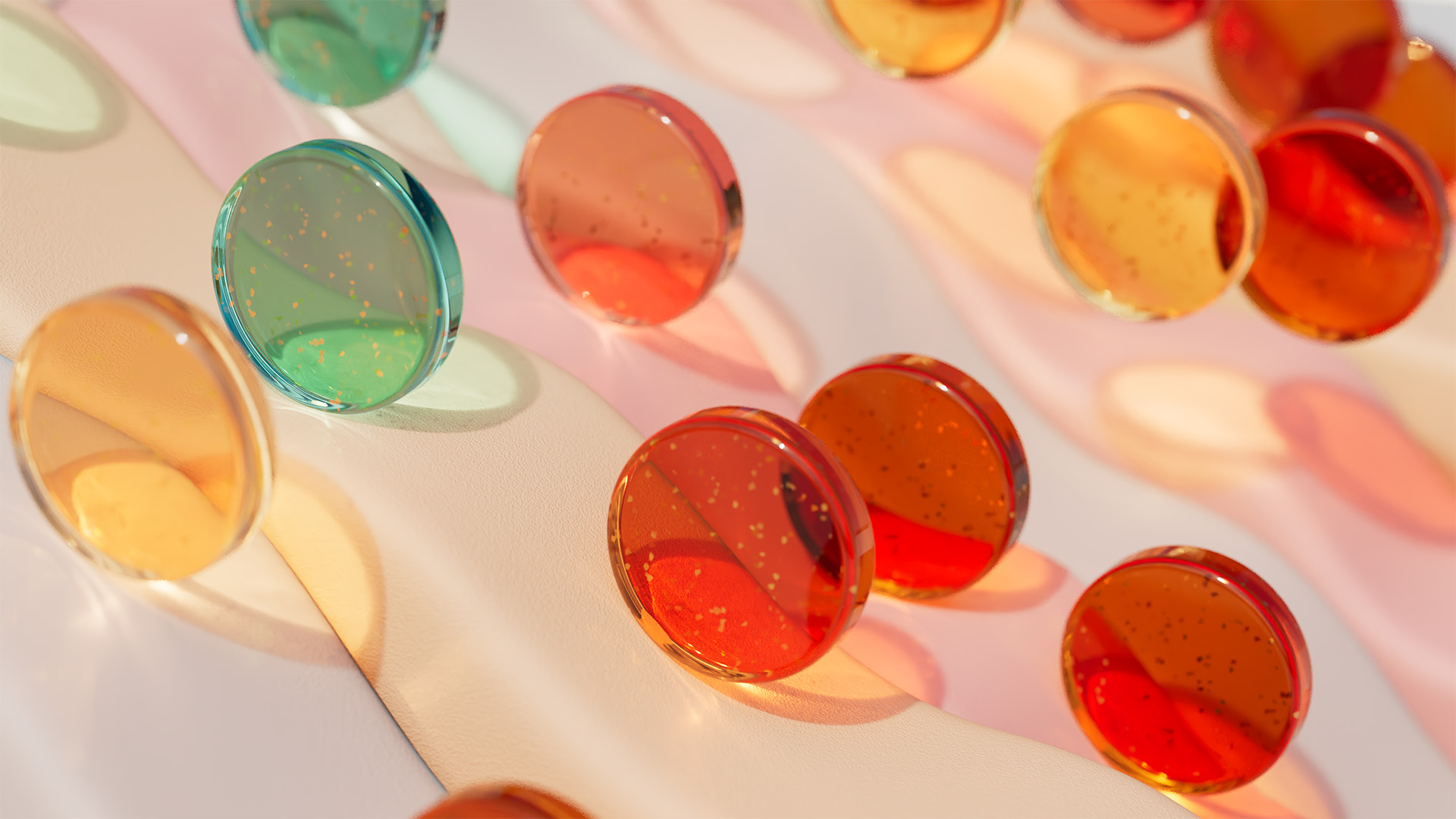 Redshift_2025_Caustics_Glass_Discs_Jessica_Hewitt_03