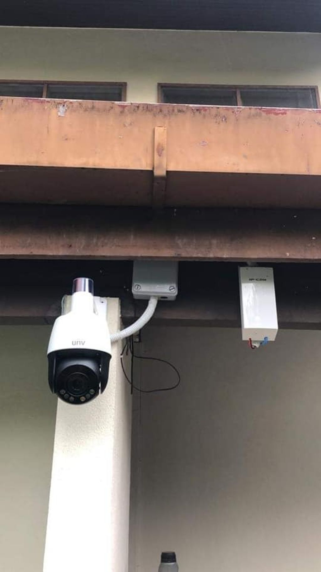 unv ptz on site installation.jpg