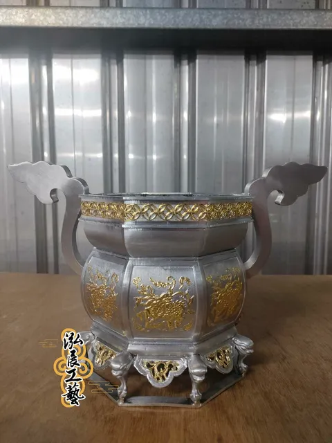 M35120511七寸如意耳八角爐.jpg