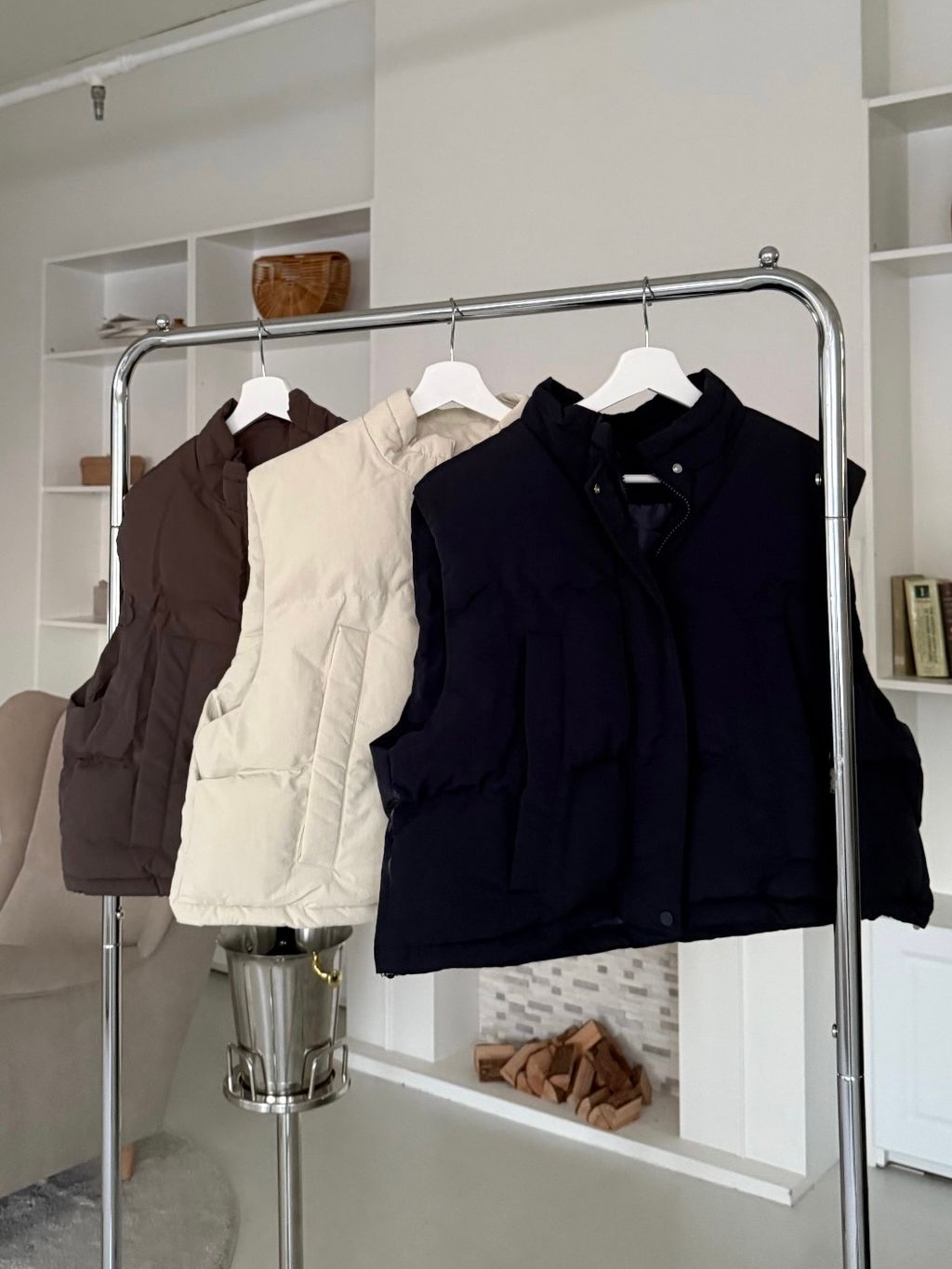 18499B36-8C1A-42FB-9641-B2E95BA0C9E4