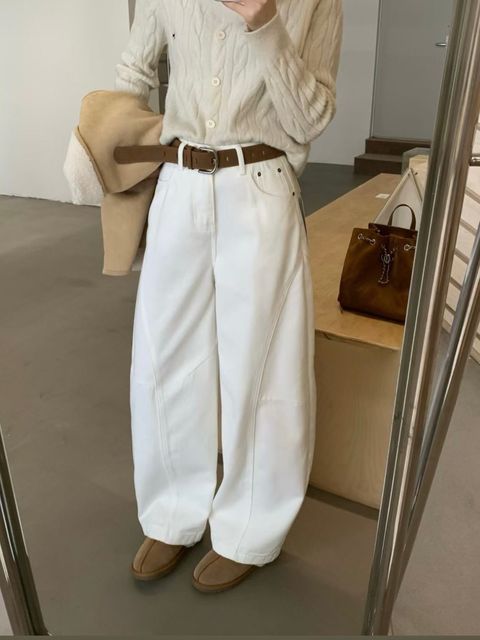 B0E3E983-0D56-459E-8C03-28B4E68198F0