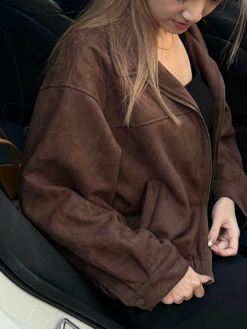 03EA5719-F8C2-4693-938D-5BCBE4630EE3