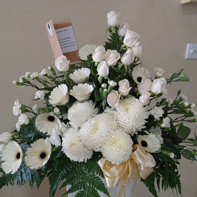Trinny Florist | Trinny Flowers_Bouquets & gifts - SYMPATHY/FUNERAL