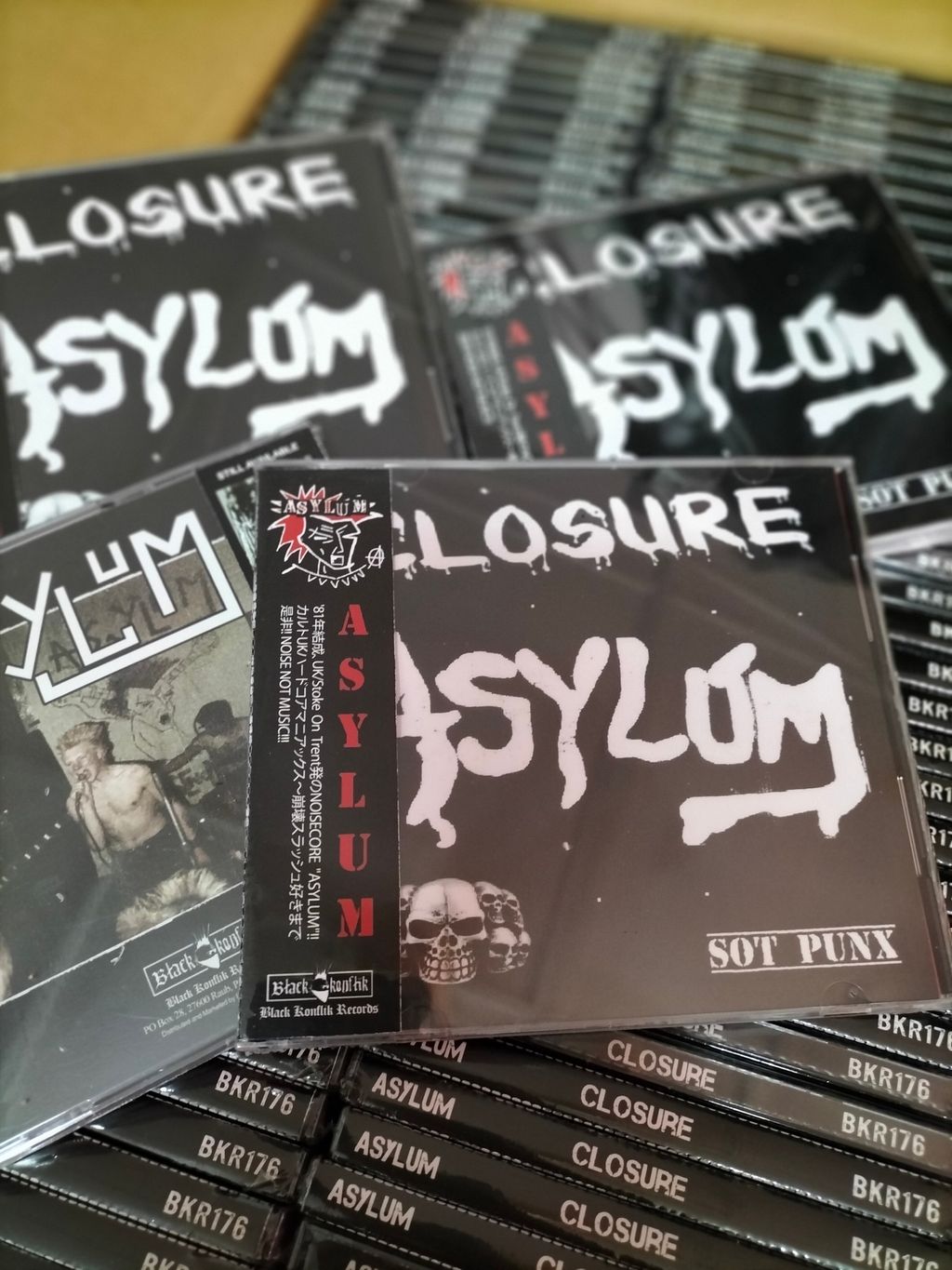 asylum-2.jpg