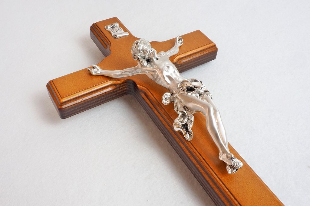 Crucifix 064 (b).jpg